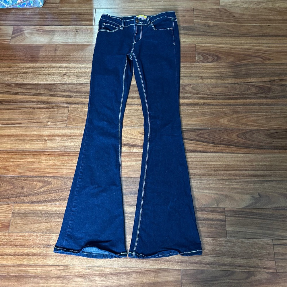 K&K California Dark Wash Flare Jeans Floral Embroidered Bell Bottoms Size‎ 3/4